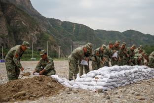 近11场公牛8胜 为何拉文+德罗赞+武切维奇只是看上去很美？